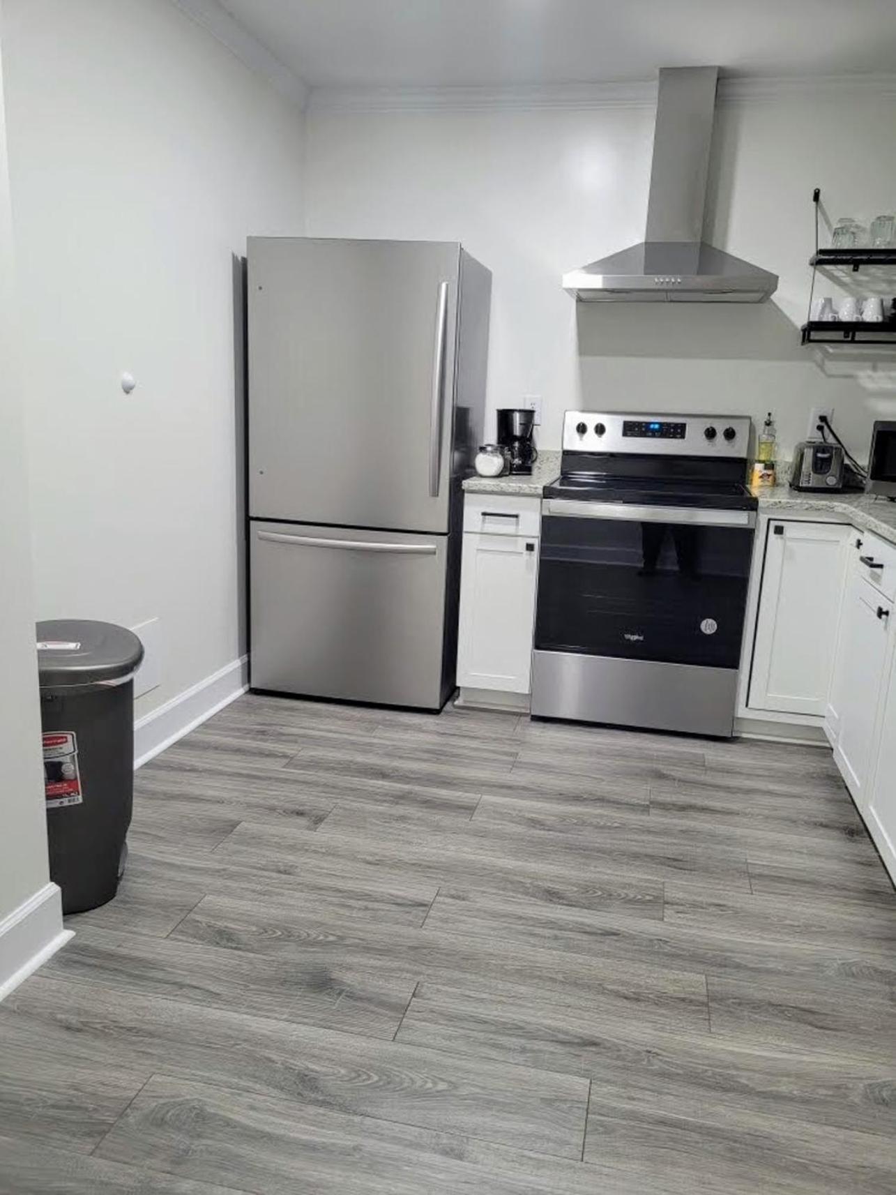 Renovated 2 Bed Walltown Walk To Duke! A Holiday home